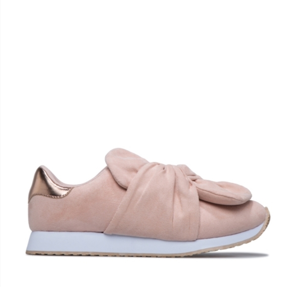 Blush Pink Knotted Bow 🎀 Sneakers - Picture 3 of 4